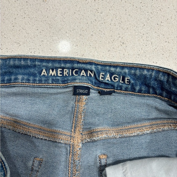 American Eagle Outfitters Strigid Distressed Jeans - Picture 5 of 11